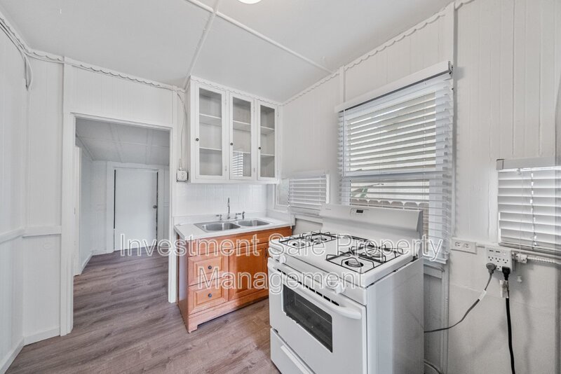 San Diego North Park - Detached Bungalow Move in Special  1 bed / 1 ba w/ Yard and Bonus Room property image