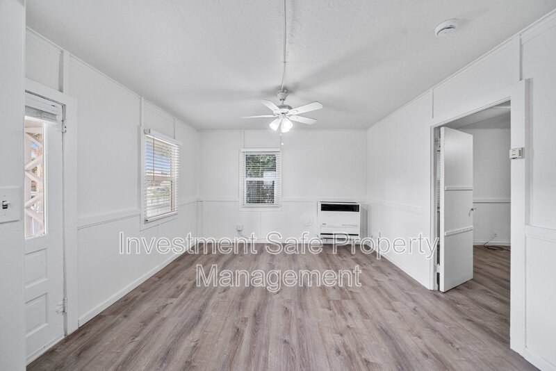 San Diego North Park - Detached Bungalow Move in Special  1 bed / 1 ba w/ Yard and Bonus Room property image