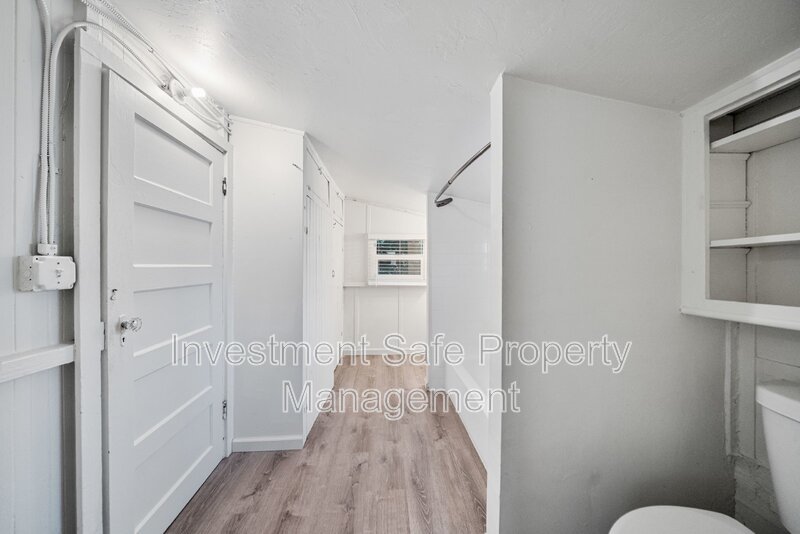 San Diego North Park - Detached Bungalow Move in Special  1 bed / 1 ba w/ Yard and Bonus Room property image