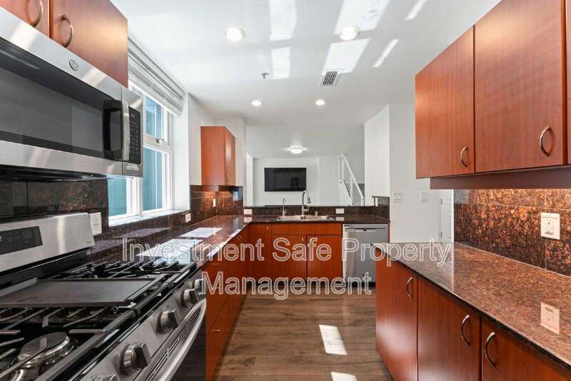 San Diego- Downtown- La Vita – Little Italy Condo- Townhome Style for Rent property image