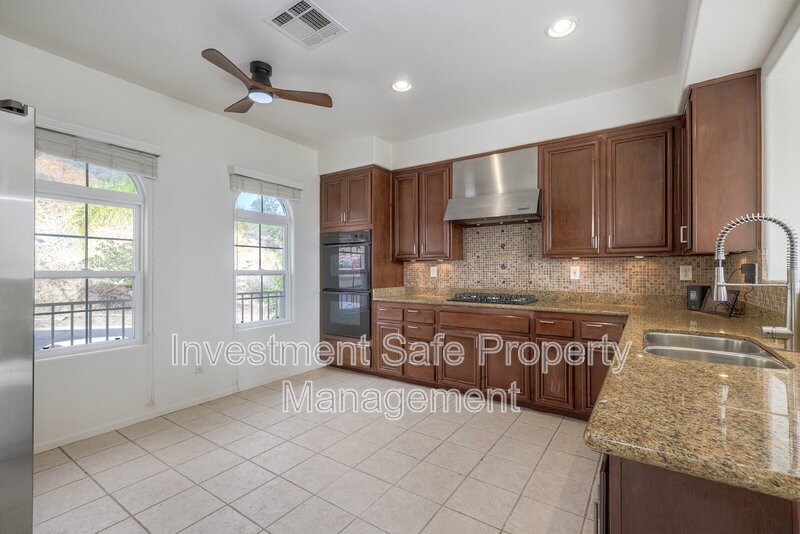 Highland Ranch Spring Valley 2-story 3 bd / 3.5 ba Home w Garage, Yard + MORE! property image