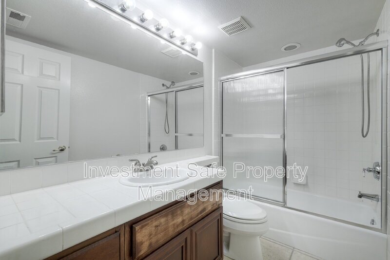 Highland Ranch Spring Valley 2-story 3 bd / 3.5 ba Home w Garage, Yard + MORE! property image