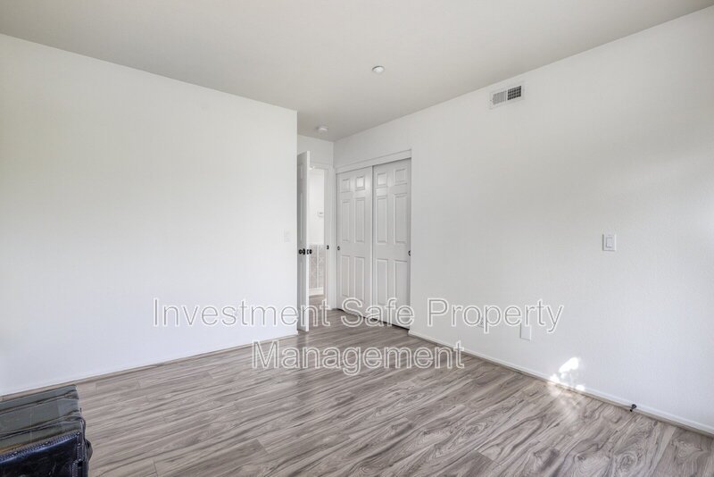 Highland Ranch Spring Valley 2-story 3 bd / 3.5 ba Home w Garage, Yard + MORE! property image